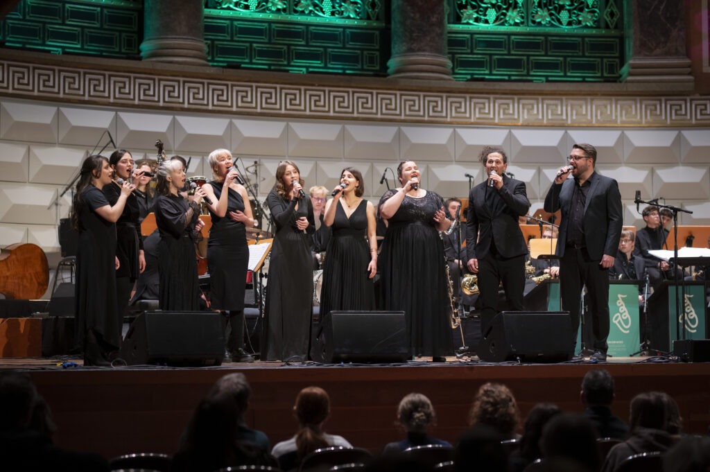 Kicks-Voices im Kurhaus Wiesbaden